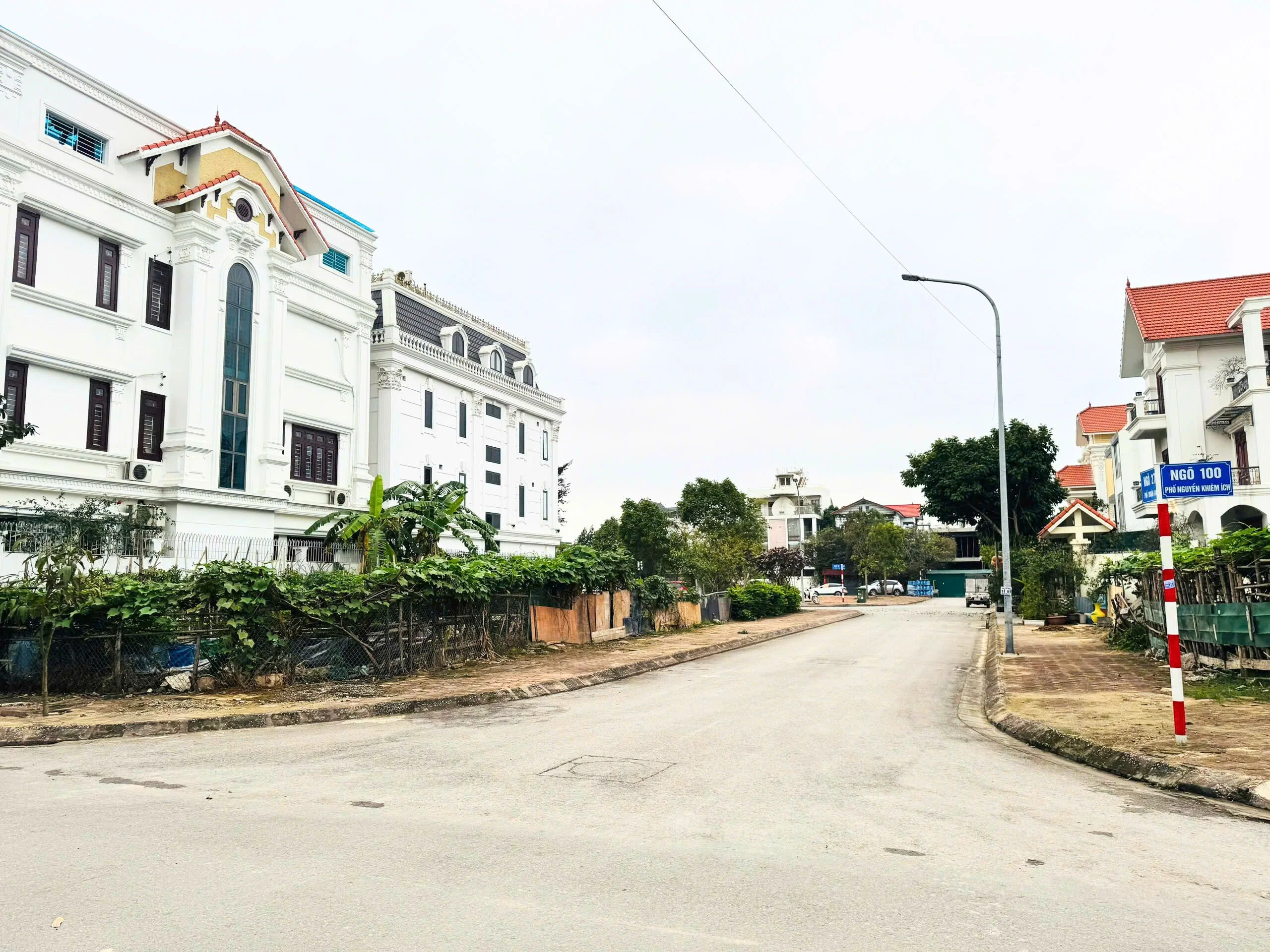 Bán đất biệt thự tại Gia Lâm khu 31ha Trâu Quỳ Lô góc 297m2 vị trí trung tâm 4 13